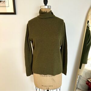 Eileen Fisher Women’s Olive Green Turtleneck Wool Crepe Sweater Sz L EUC